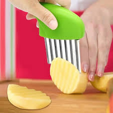 Imported Stainless Steel Crinkle Potato Cutter – Wavy Vegetable Slicer